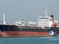 Navio-tanque de óleo/produtos químicos à venda