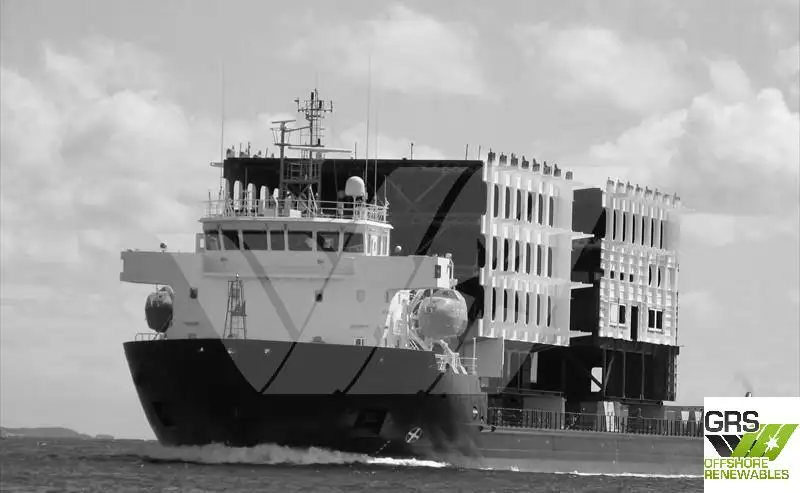 Navio de abastecimento à venda