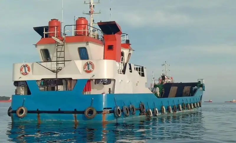 Balsa de desembarque, tanque à venda