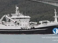 Navio de pesca de arrasto à venda