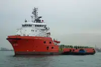 Rebocador à venda