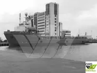 Navio de abastecimento à venda