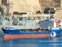 Navio-tanque de óleo/produtos químicos à venda