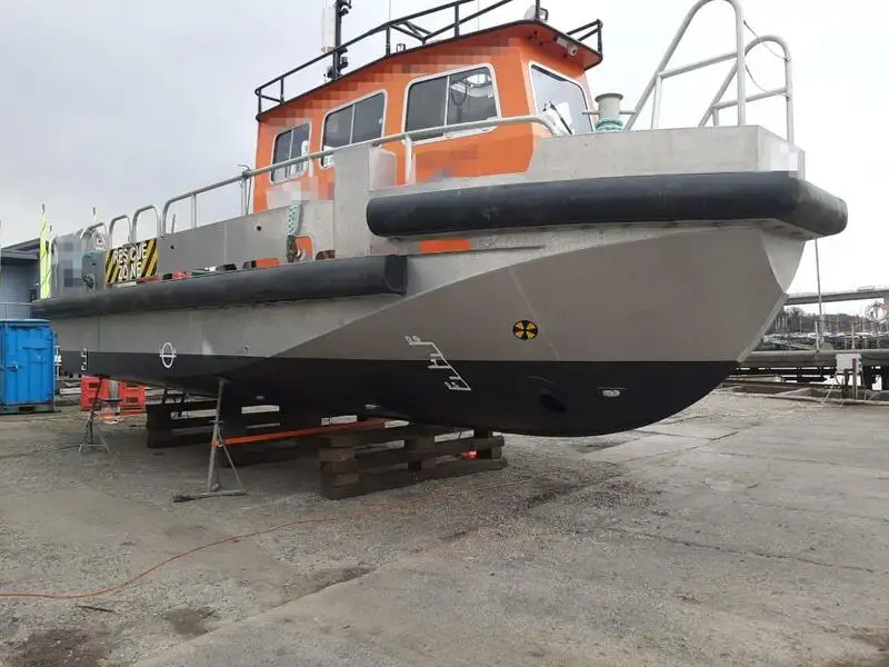 Barcos de trabalho à venda