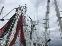 Navio de pesca de arrasto à venda