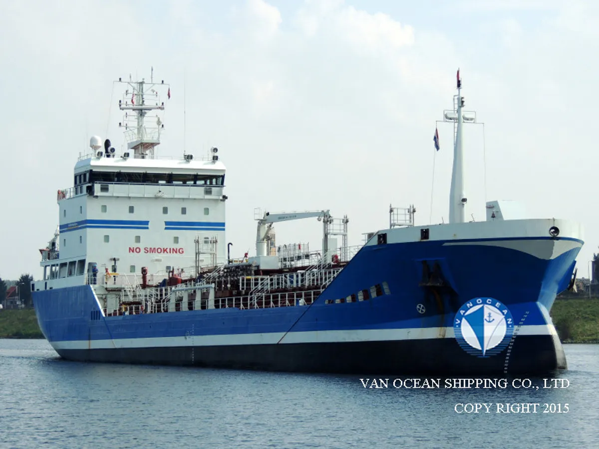 Navio-tanque de óleo/produtos químicos à venda