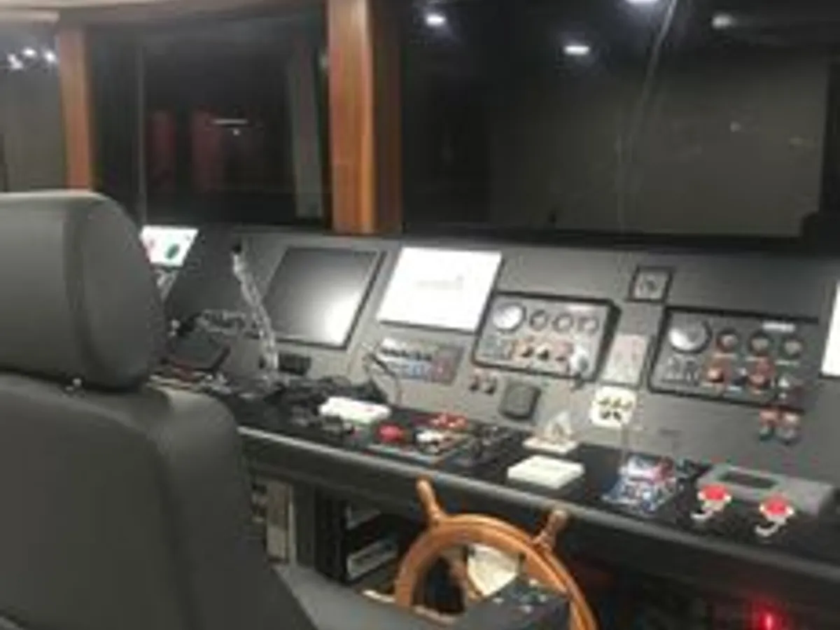 Navio de passageiros à venda