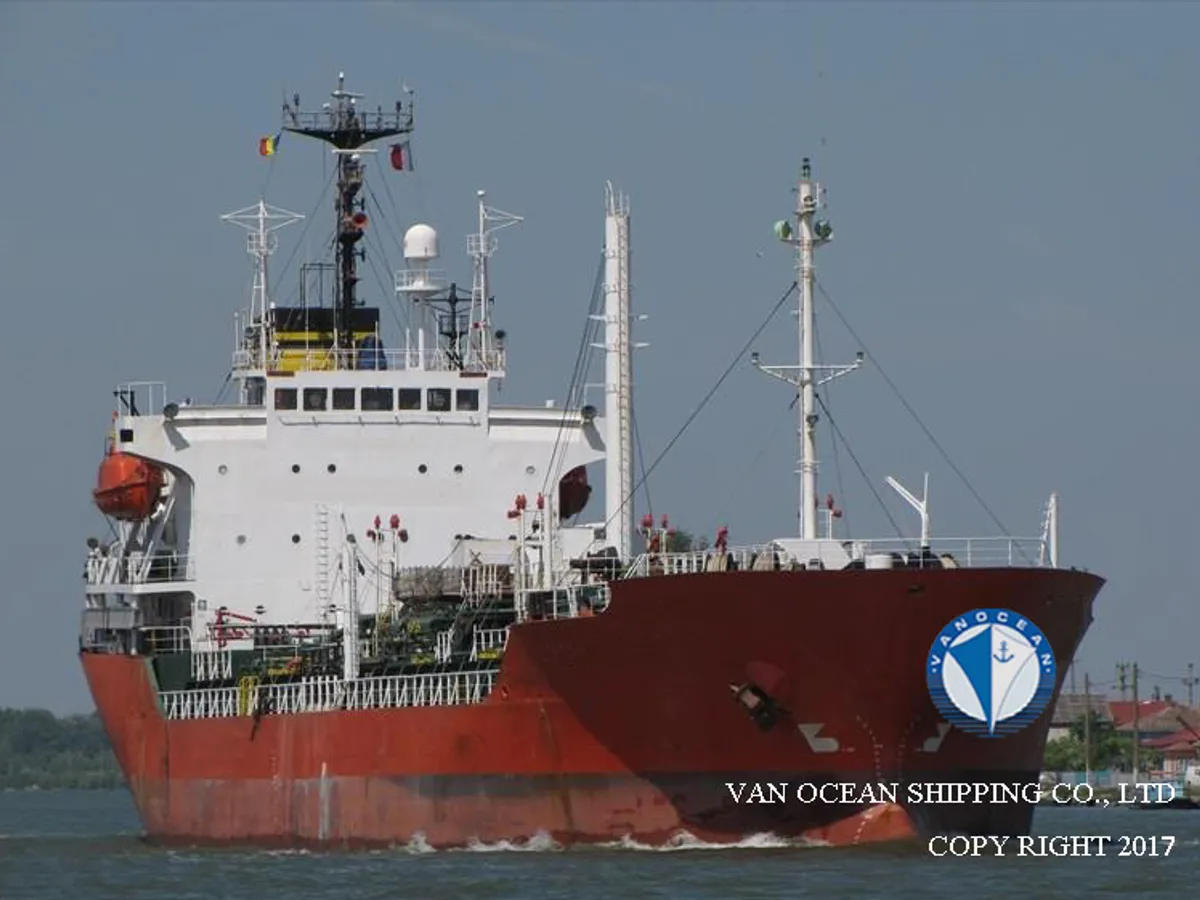 Navio-tanque de óleo/produtos químicos à venda