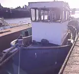 Rebocador à venda