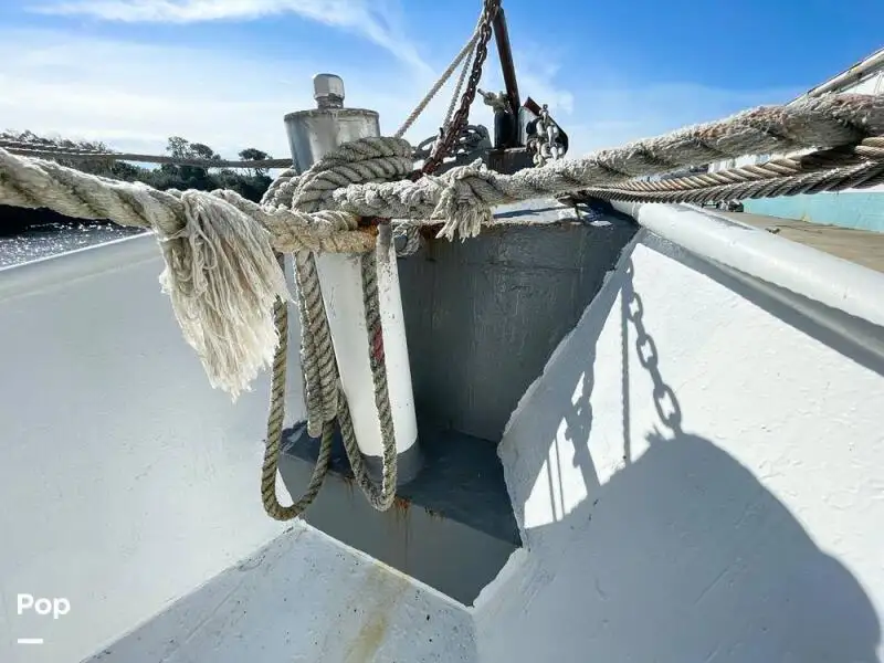 Navio de pesca de arrasto à venda