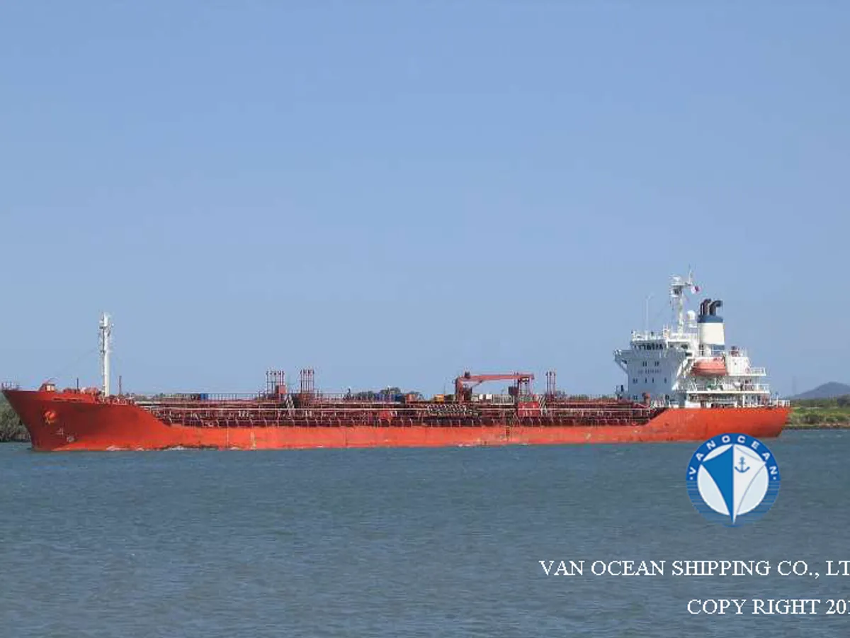 Navio-tanque de óleo/produtos químicos à venda