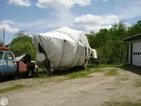 Barcaça à venda