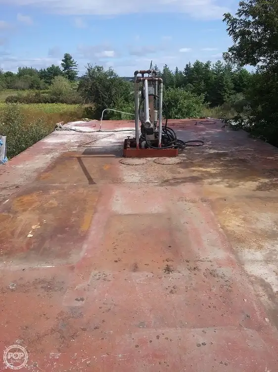 Barcaça à venda
