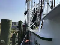 Navio de pesca de arrasto à venda