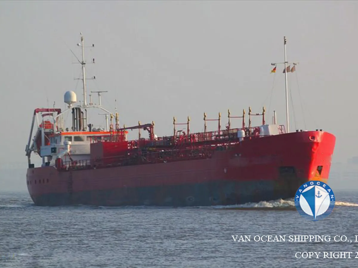 Navio-tanque de óleo/produtos químicos à venda