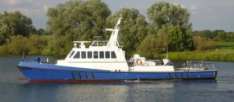 Navio de patrulha à venda