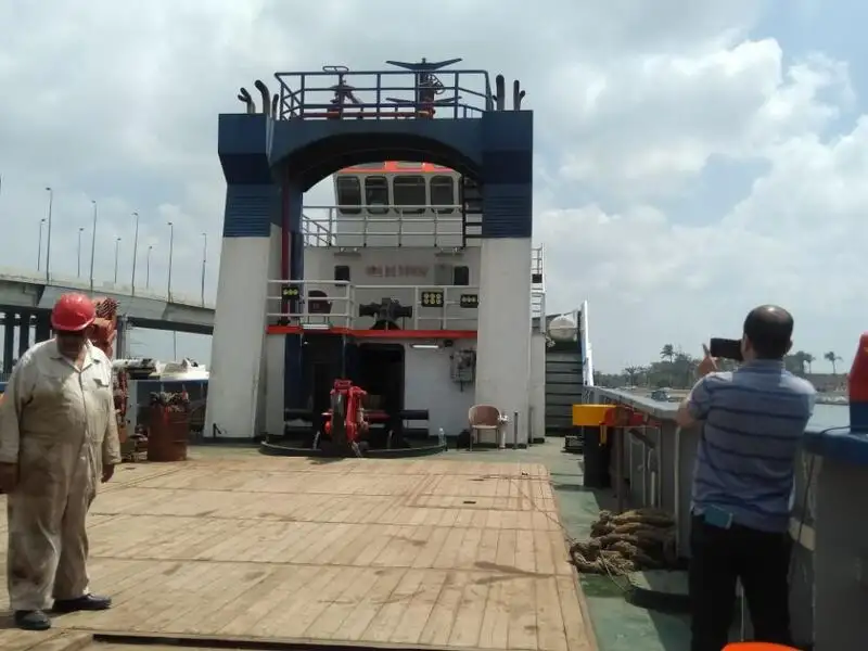 Navio de abastecimento à venda