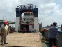Navio de abastecimento à venda
