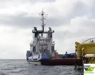 Navio de abastecimento à venda