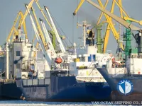 Navio frigorífico à venda
