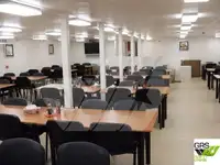 Navio porta-contêineres à venda