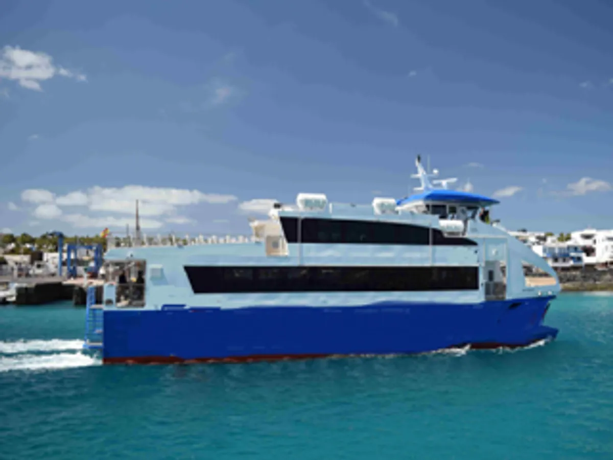 Navio de transporte de passageiros (Ferry) à venda