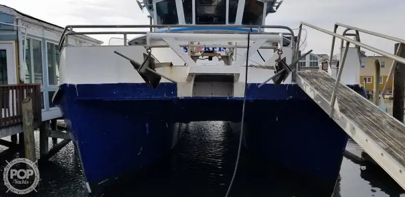 Catamarã à venda