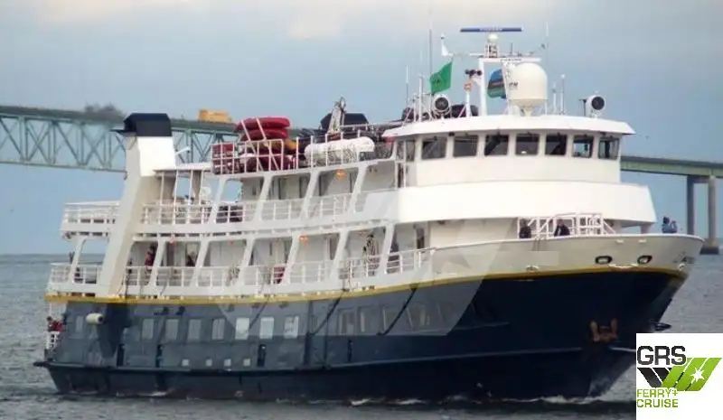 Navio de cruzeiro à venda