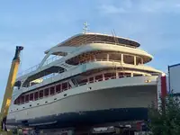 Navio de passageiros à venda