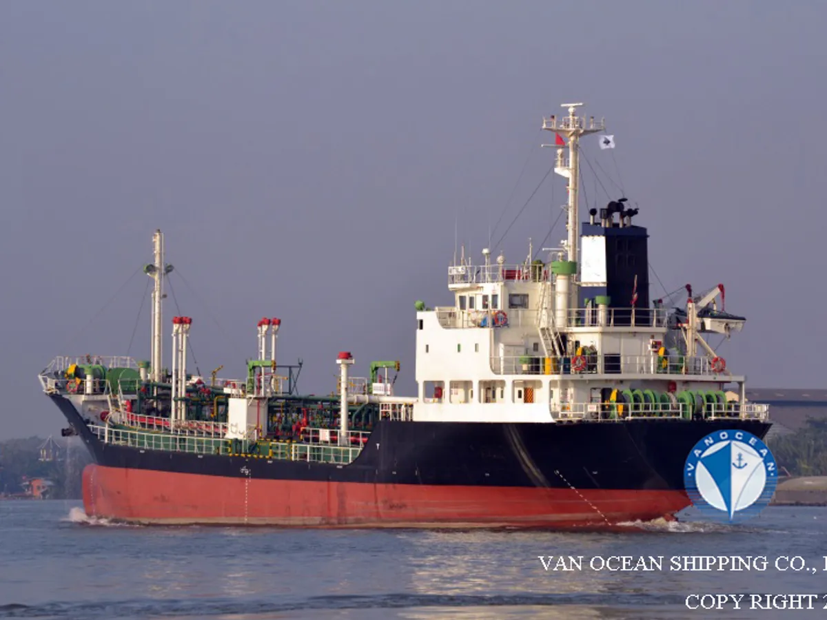 Navio-tanque de óleo/produtos químicos à venda