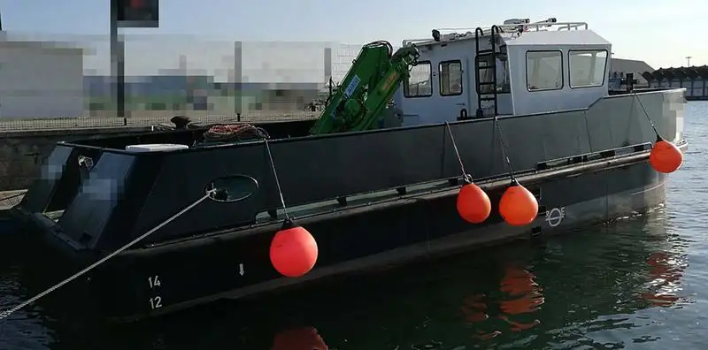 Barcos de trabalho à venda
