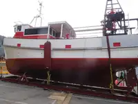 Navio de pesca de arrasto à venda