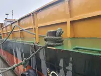 Barcaça à venda