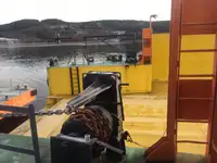 Barcaça à venda