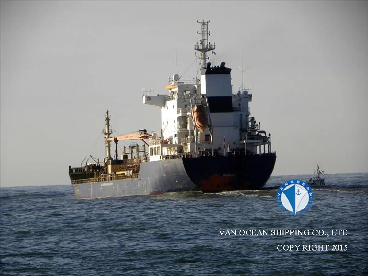 Navio-tanque de óleo/produtos químicos à venda