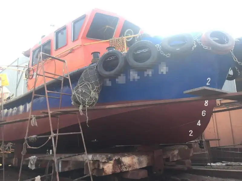 Barcos de trabalho à venda