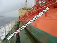 Navio transportador de GNL à venda