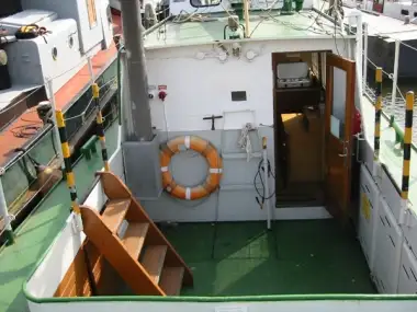 Navio de patrulha à venda