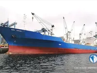 Navio frigorífico à venda