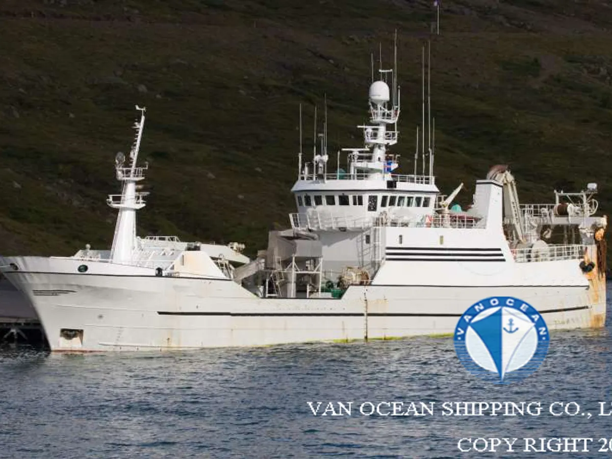 Navio de pesca de arrasto à venda