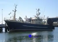 Embarcação para processamento e transporte de peixe à venda