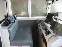Barco de tripulação à venda