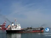 Navio-tanque de óleo/produtos químicos à venda