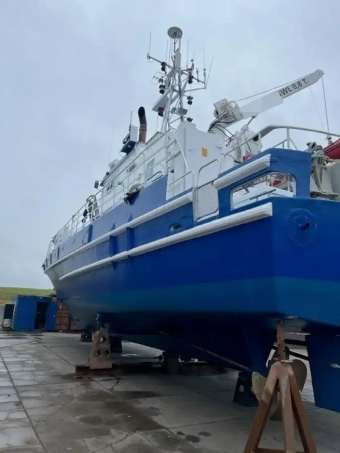 Navio de patrulha à venda