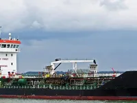 Navio-tanque de óleo/produtos químicos à venda