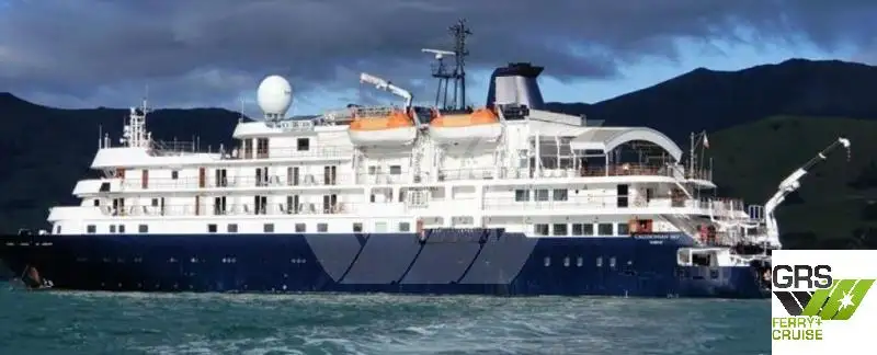Navio de cruzeiro à venda