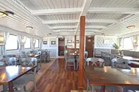 Navio de cruzeiro à venda
