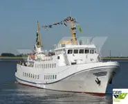 Navio de passageiros à venda