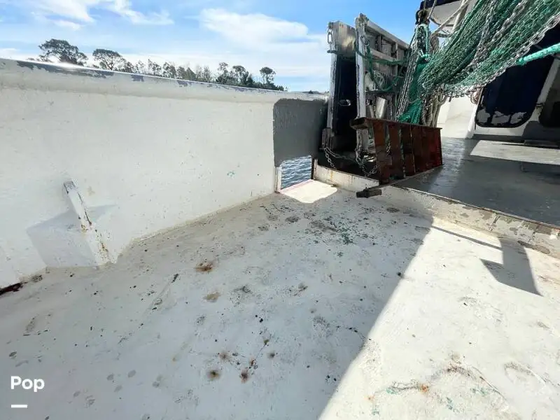 Navio de pesca de arrasto à venda