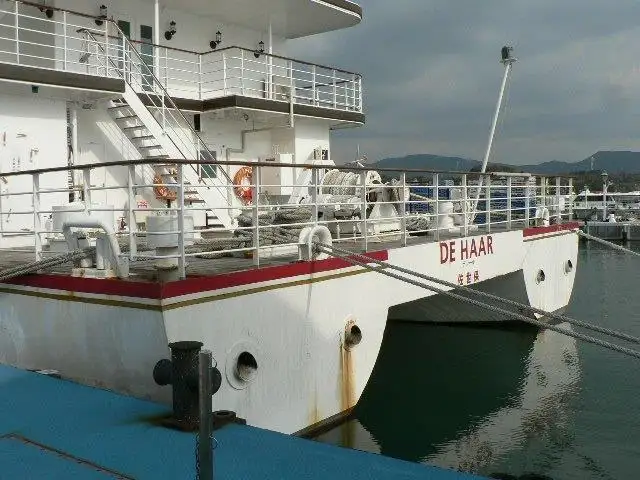 Catamarã à venda